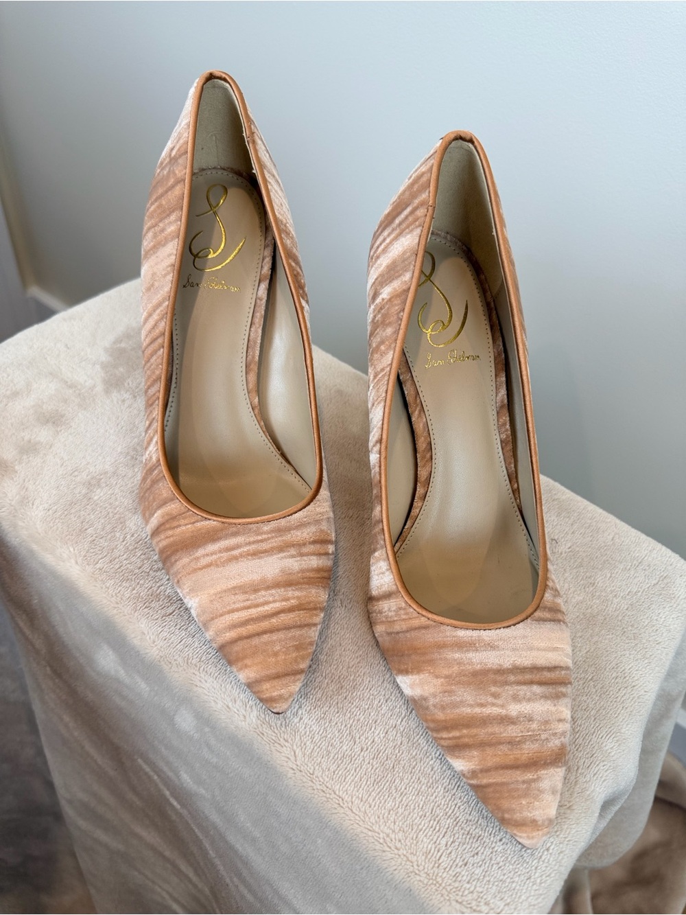 Sam Edelman Luxury Striped Velvet Pointed-Toe Pumps in Beige & Creams 8.5